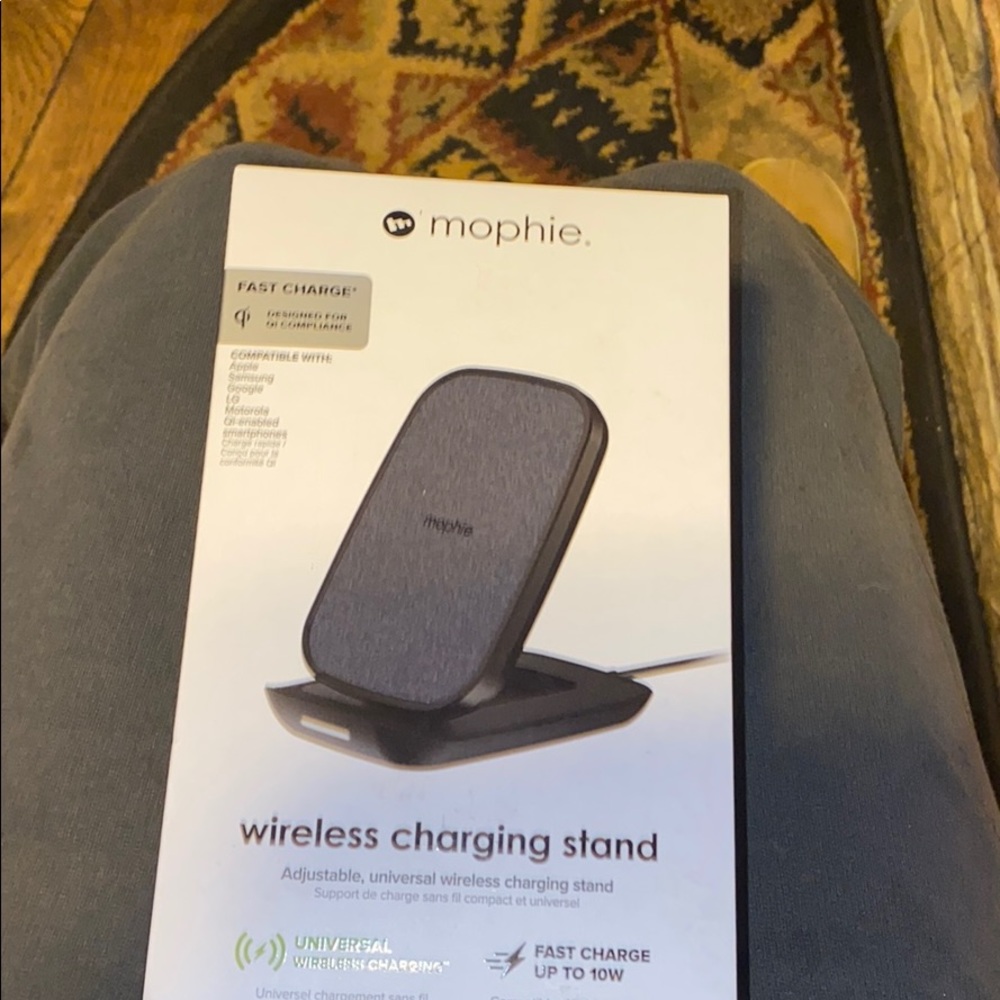 MOPHi Fast Charge! Wireless Charging Stand